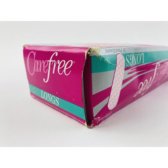 Vintage Carefree Panty Shields Pantiliner Liner 18 Pads Box Movie TV Prop Scente - Picture 7 of 8